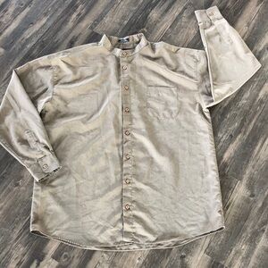 Damante Men's Beige Button-Up Shirt